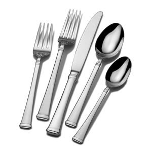 1810 flatware sets for 12