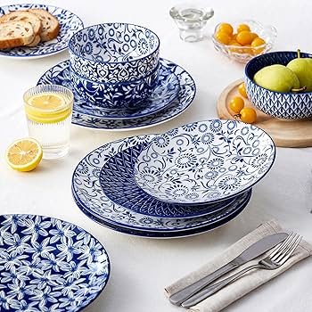 Blue And White Dinnerware Set: Timeless Elegance Unveiled 1 blue and white dinnerware set