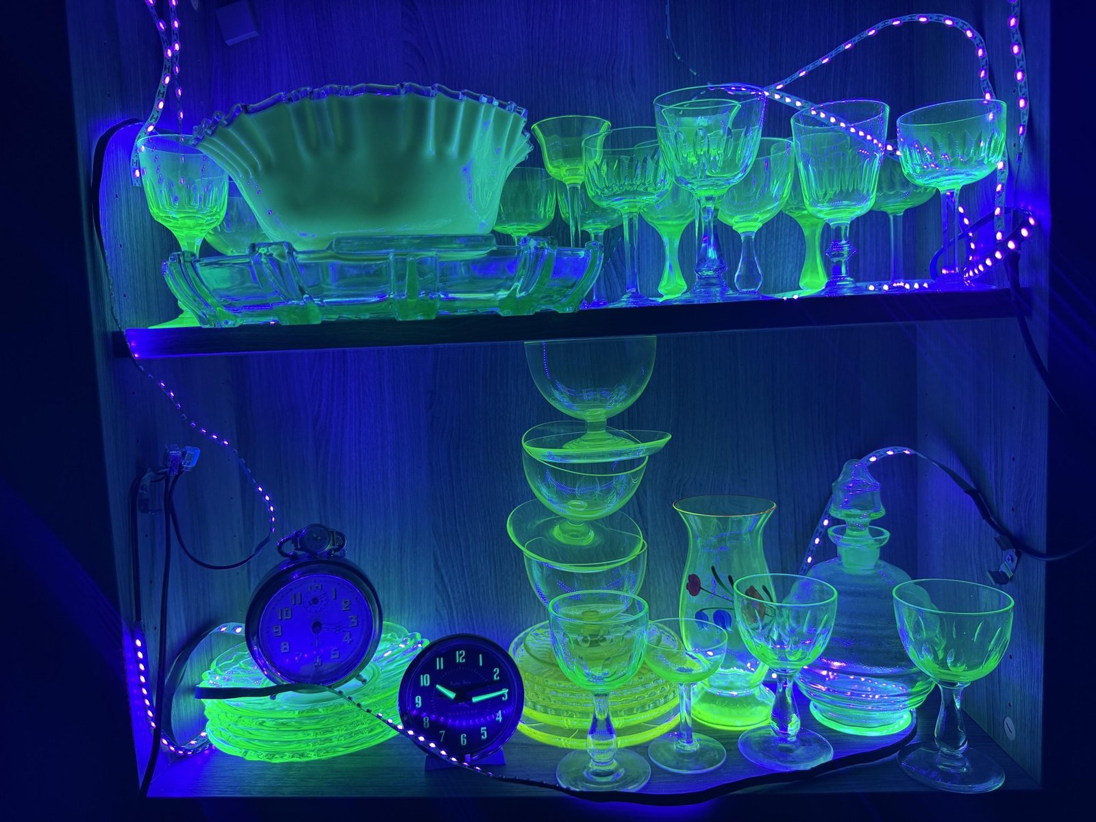 can you eat out of uranium glassware scaled