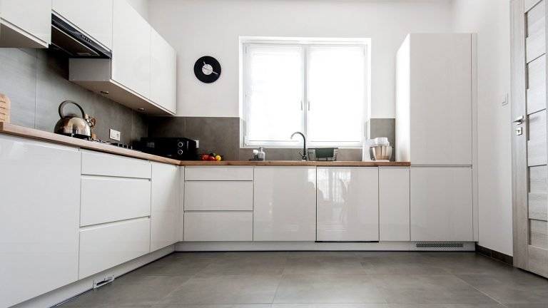 Do You Tile Walls before Or After Fitting a Kitchen: Expert Guide 9 do you tile walls before or after fitting a kitchen