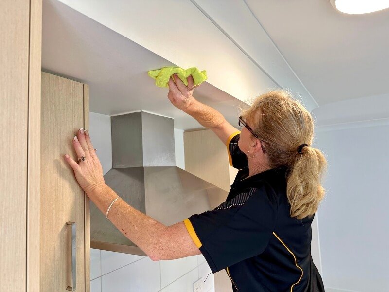how to clean kitchen walls before painting