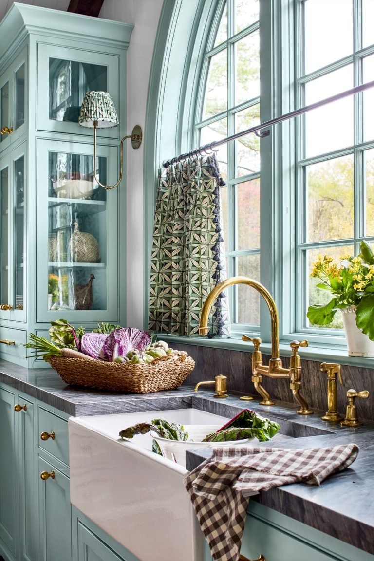 How to Decor Kitchen Window: Stunning Ideas to Transform Your Space 19 how to decor kitchen window