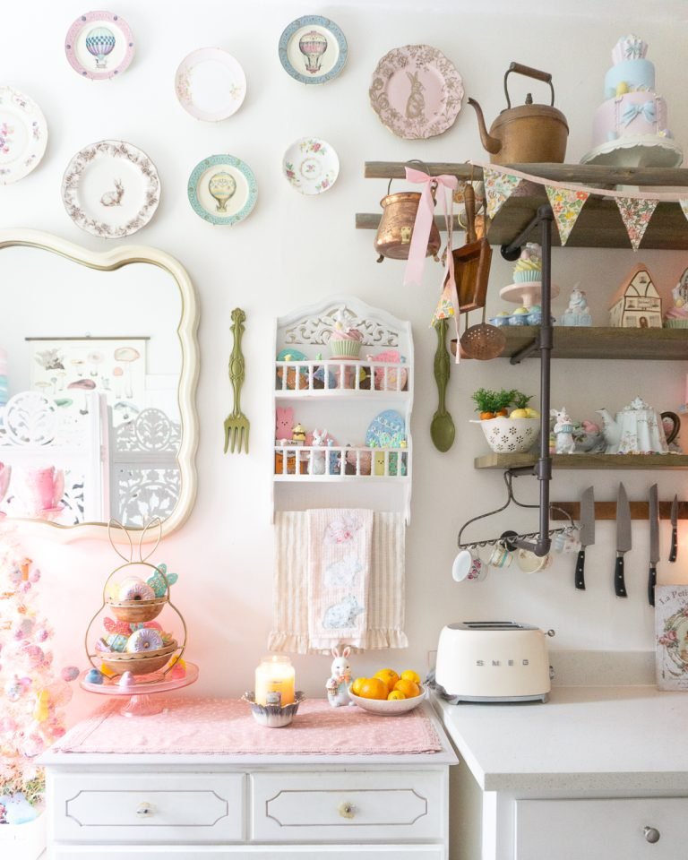 How to Decorate Kitchen Walls Pictures: Stunning Ideas to Transform Your Space 19 how to decorate kitchen walls pictures