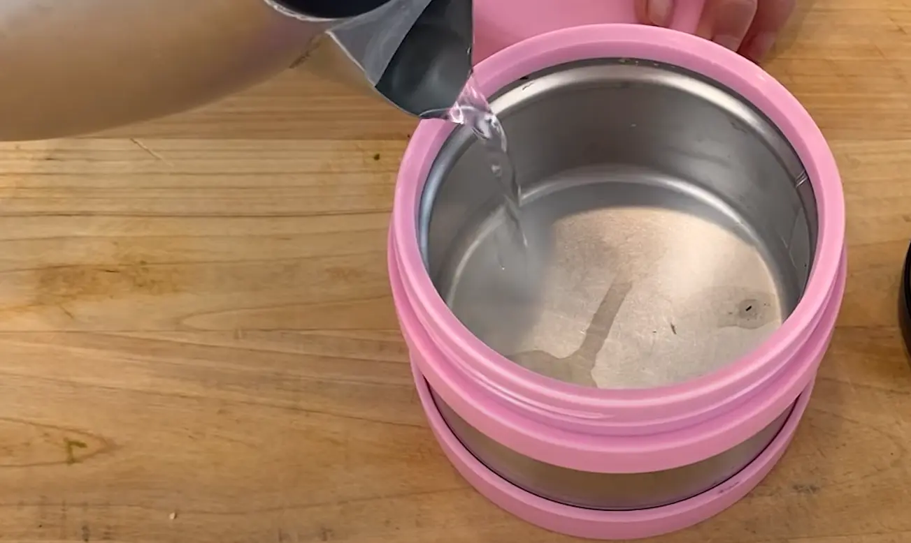 how to keep lunch hot in lunch