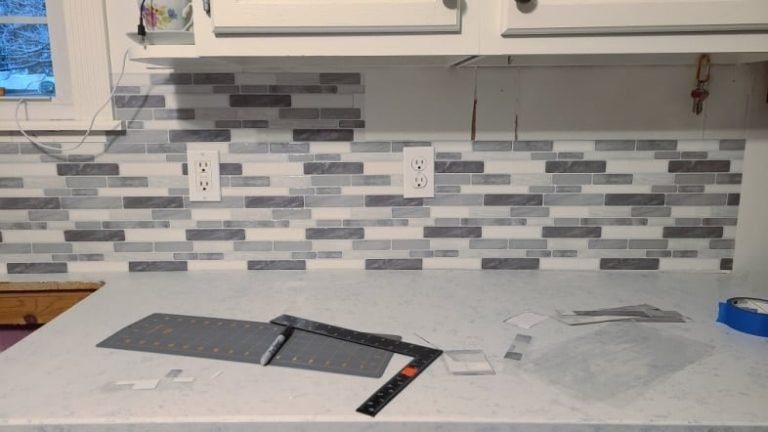 How to Remove Wall Tile in Kitchen: Easy Steps for a Flawless Finish 13 how to remove wall tile in kitchen