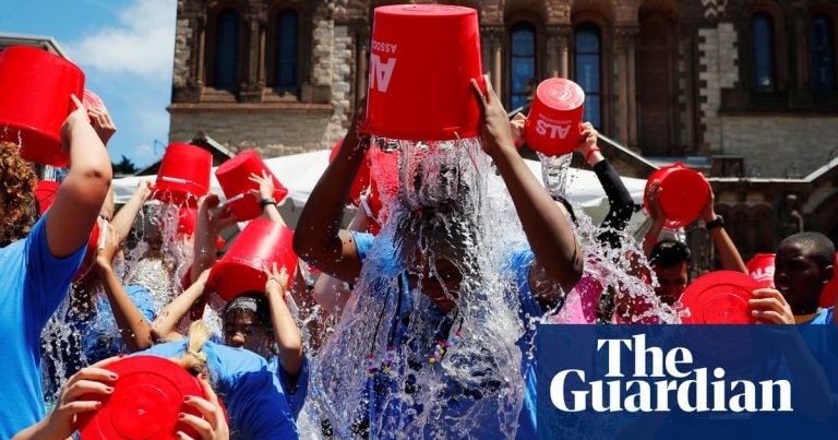 Ice Bucket Challenge And Social Media: Viral Impact Uncovered 5 ice bucket challenge and social media