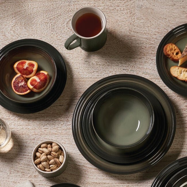 Le Creuset Vancouver Dinnerware Collection: Stylish Elegance Unveiled 13 le creuset vancouver dinnerware collection