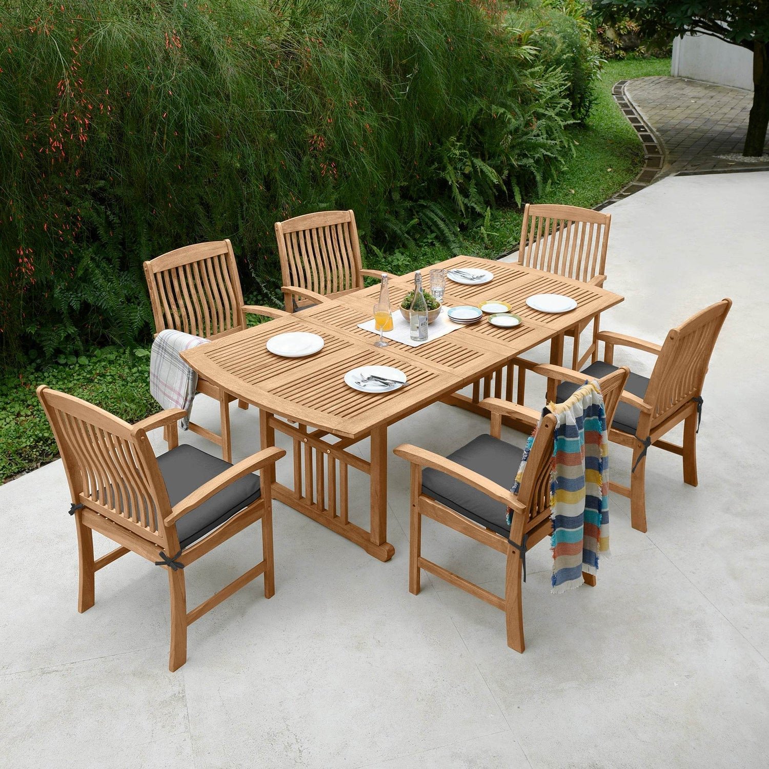 outdoor extendable dining table and chairs