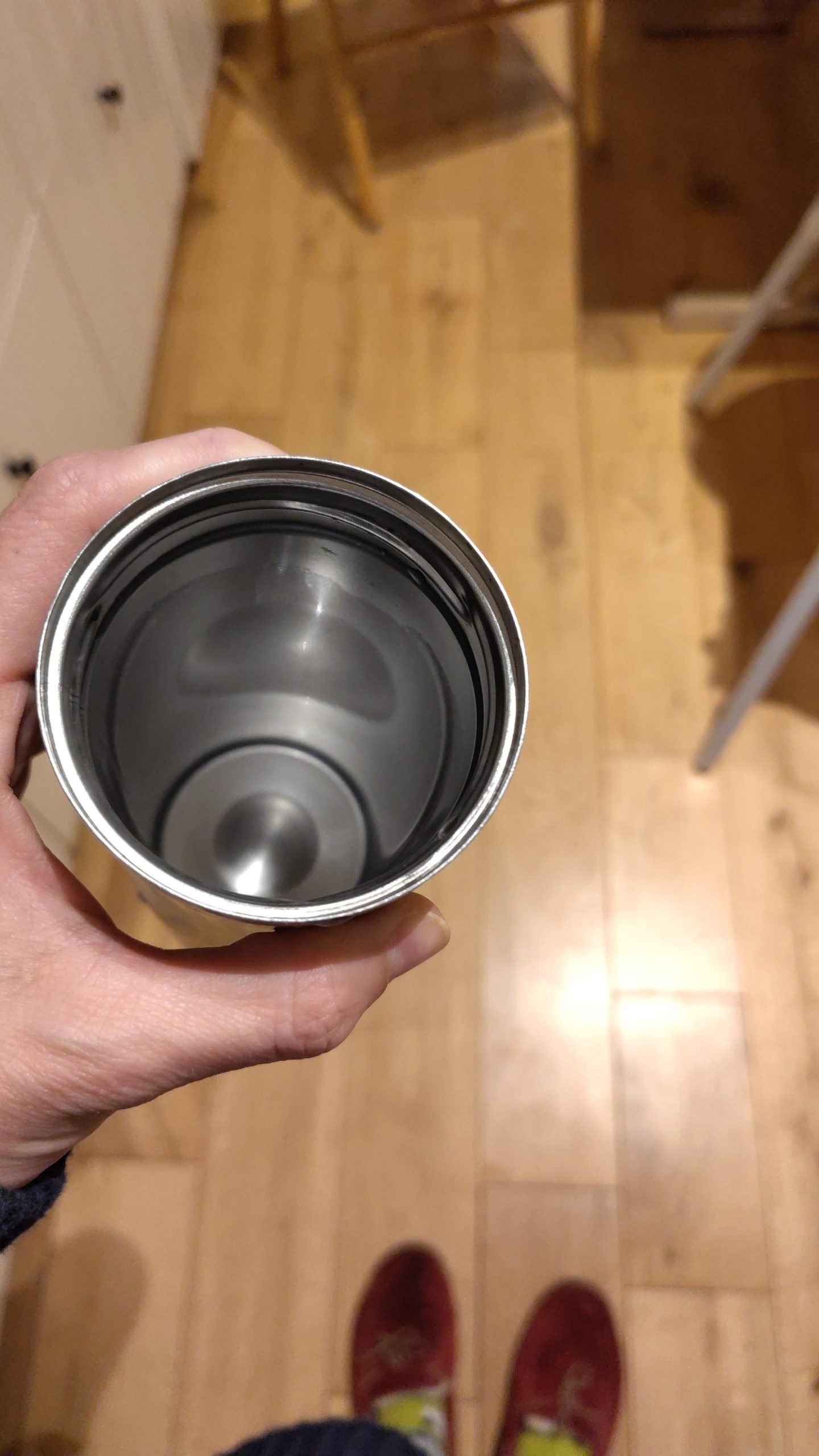 remove coffee stains from stainless steel travel mug scaled