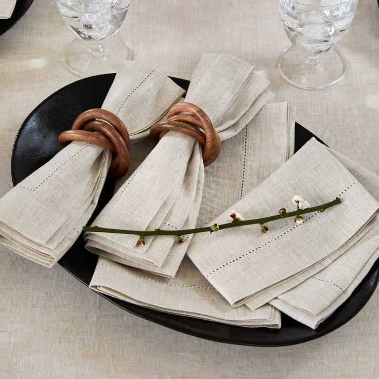 Roll Silverware in Cloth Napkin: Easy Tips for Elegant Table Settings 11 roll silverware in cloth napkin