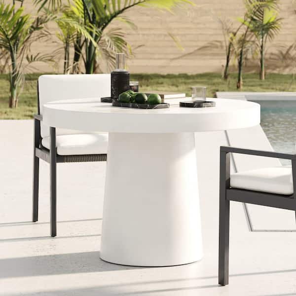 Round Concrete Outdoor Dining Table: Durable Style for Every Patio 1 round concrete outdoor dining table 1