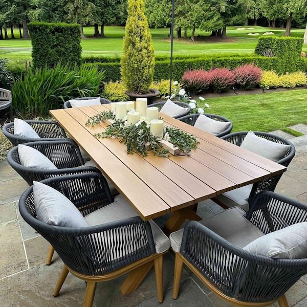 Square Wicker Outdoor Dining Table: Stylish & Durable Elegance 5 square wicker outdoor dining table 1