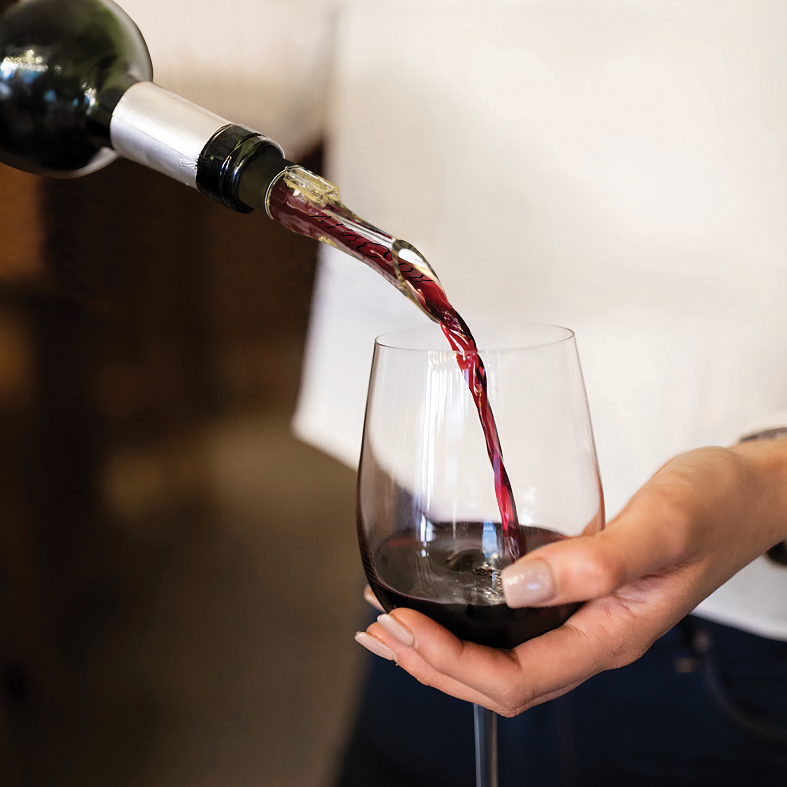 what do wine aerators do