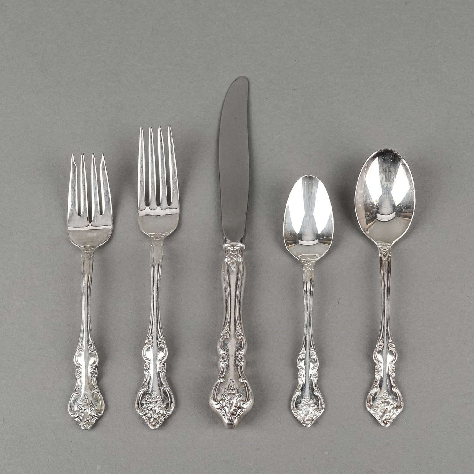 what is silver plated flatware worth
