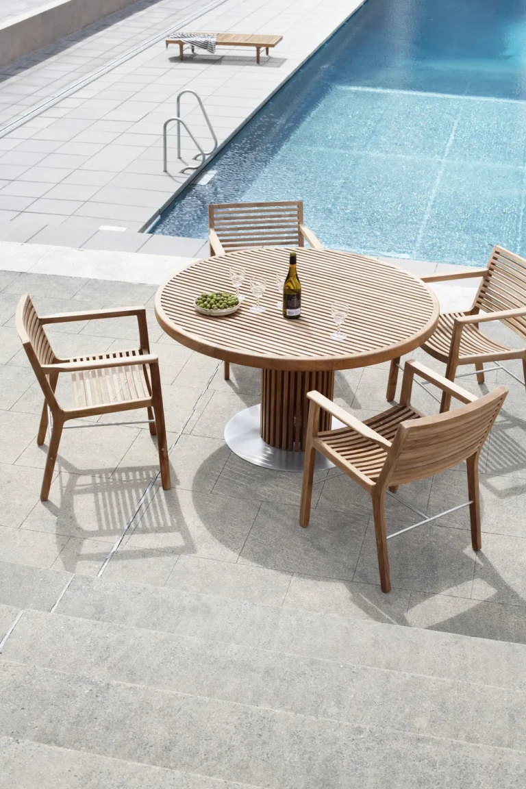 Wood Round Outdoor Dining Table: Stylish, Durable, and Cozy Choices 13 wood round outdoor dining table