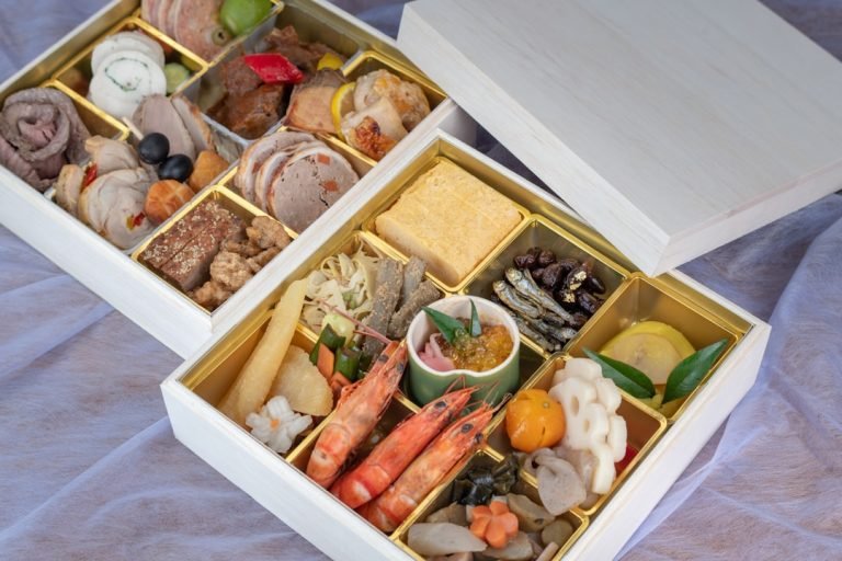 A Company Makes Japanese-Style Lunch Boxes: Delightful & Authentic Meals 11 A Company Makes Japanese Style Lunch Boxes Delightful amp Authentic Meals