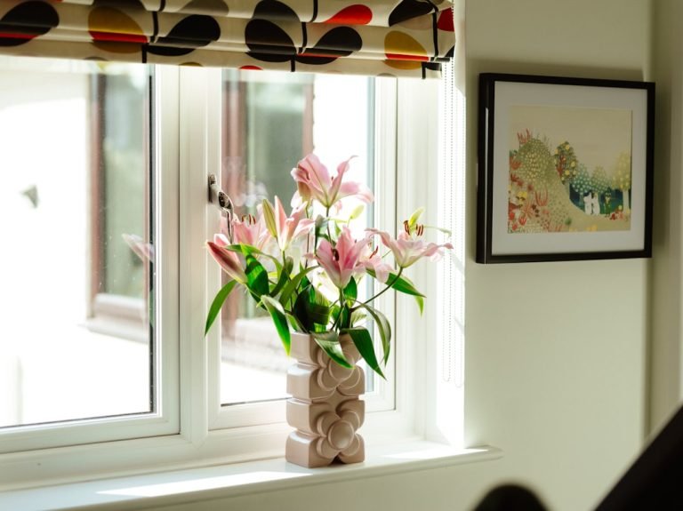 How to Decorate Kitchen Window: Stunning Ideas to Transform Your Space 5 How to Decorate Kitchen Window Stunning Ideas to Transform Your Space