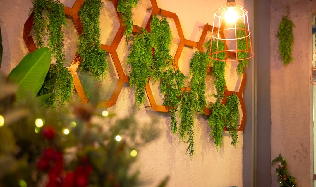 How to Decorate above Kitchen Cabinets for Christmas Stunning Ideas
