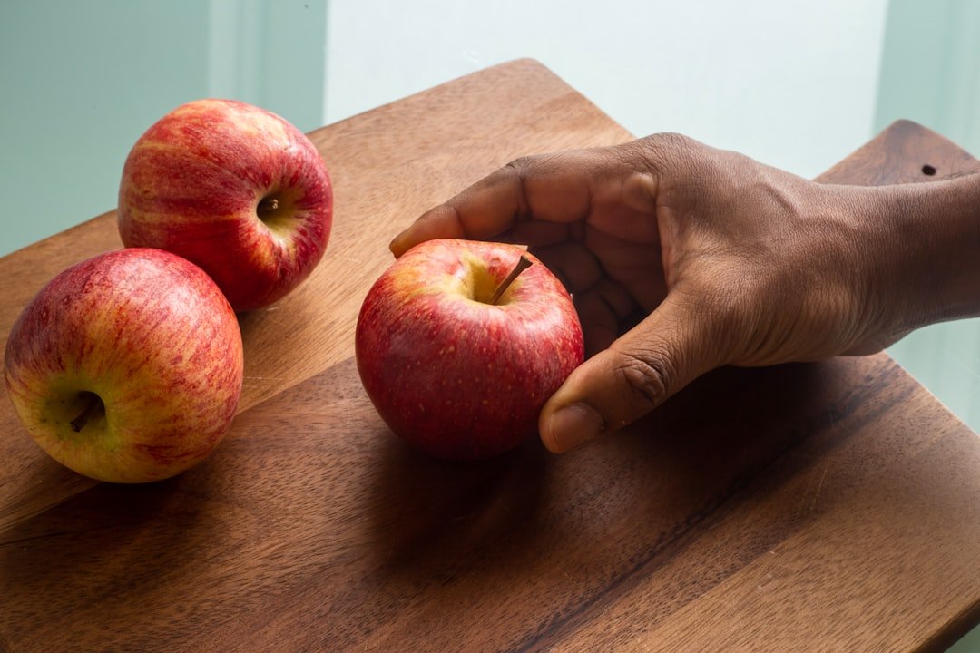 How to Stop Cut Apple Going Brown in Lunch Box Easy Fresh Tips