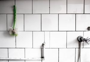 How to Take off Wall Tiles in Kitchen Easy Steps for a Smooth Remodel