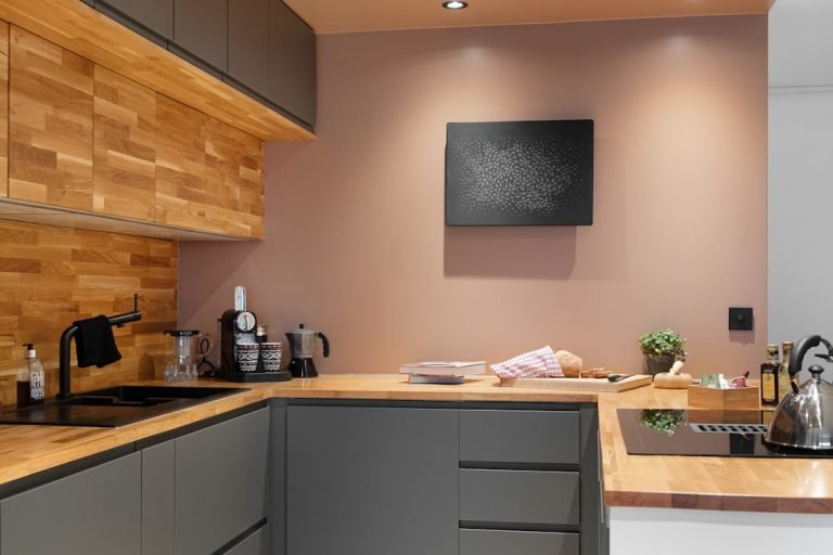 What Finish for Kitchen Walls: Top Durable & Stylish Options 1 What Finish for Kitchen Walls Top Durable amp Stylish Options