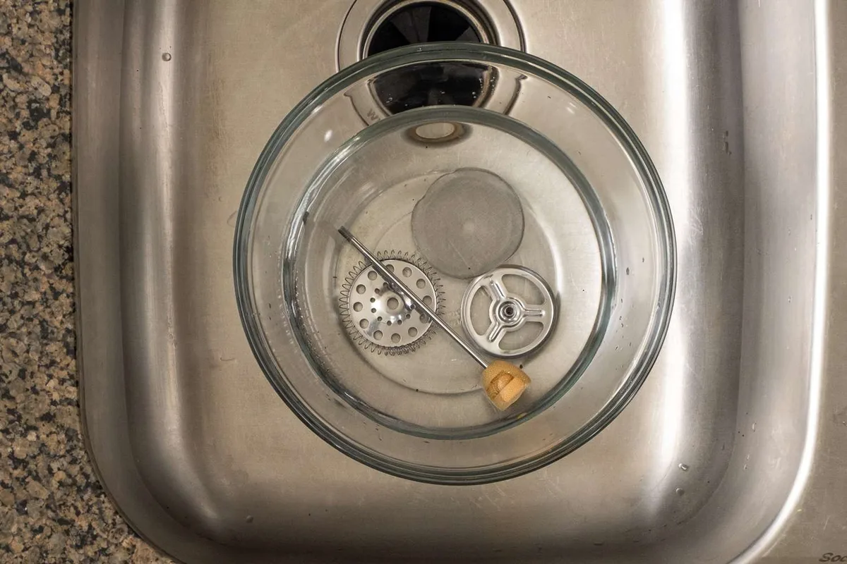 cleaning camping French press mesh filter