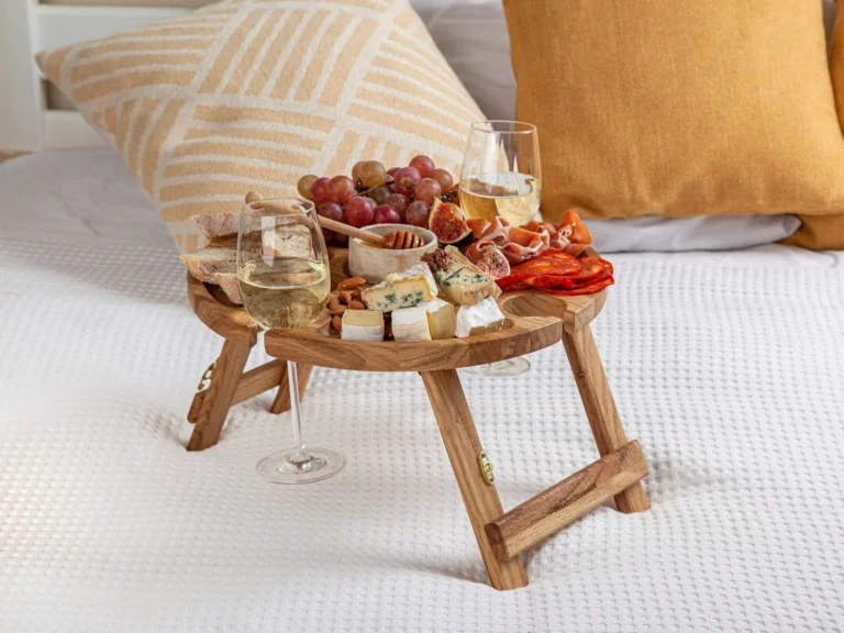 how to clean outdoor serving tray
