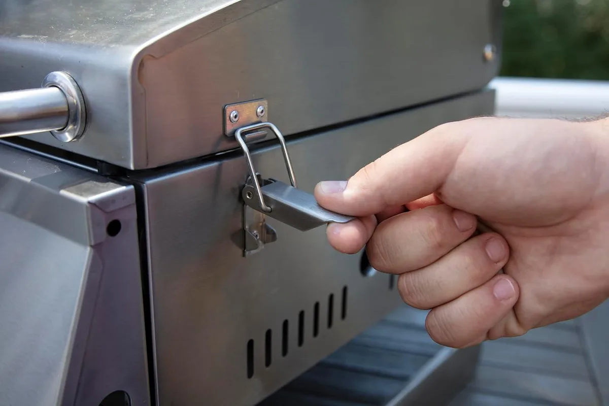 how to maintain portable grill