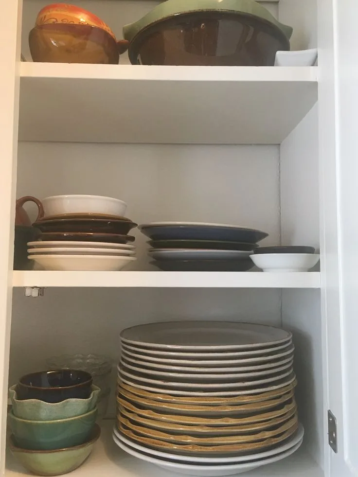 How to Clean Melamine Dinnerware: 7 Easy Stain-Removing Tips 4 melamine storage and care
