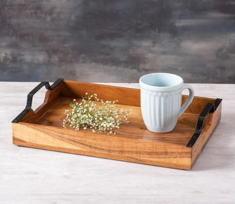 one-hand tray carry technique