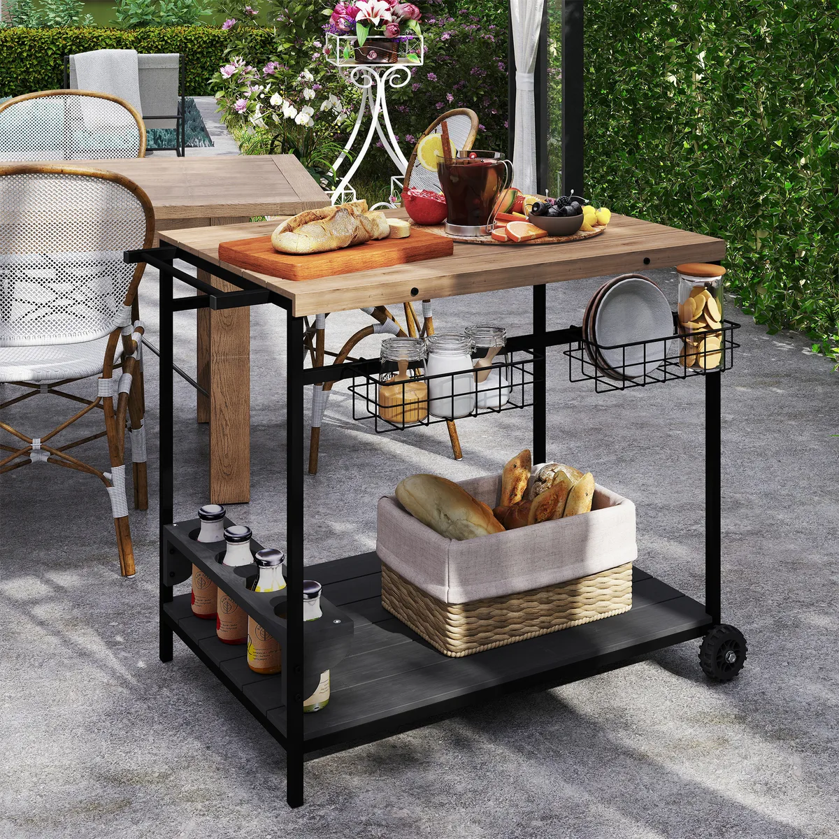 How to Use an Outdoor Serving Tray: Tips & Tricks 5 organize outdoor serving tray layout