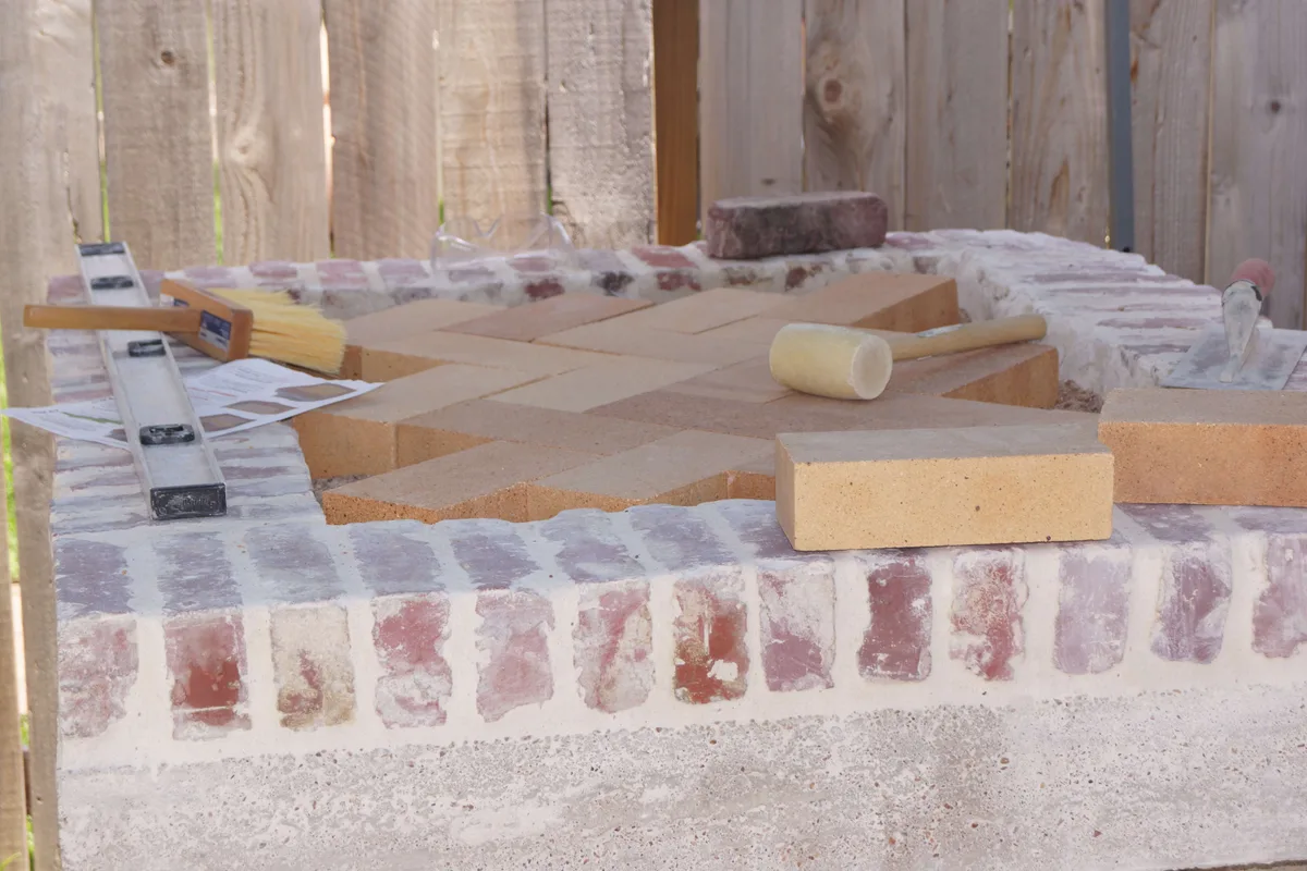 5 Outdoor Pizza Oven Problems (and How to Fix Them Fast) 4 refractory cement crack repair outdoor pizza oven