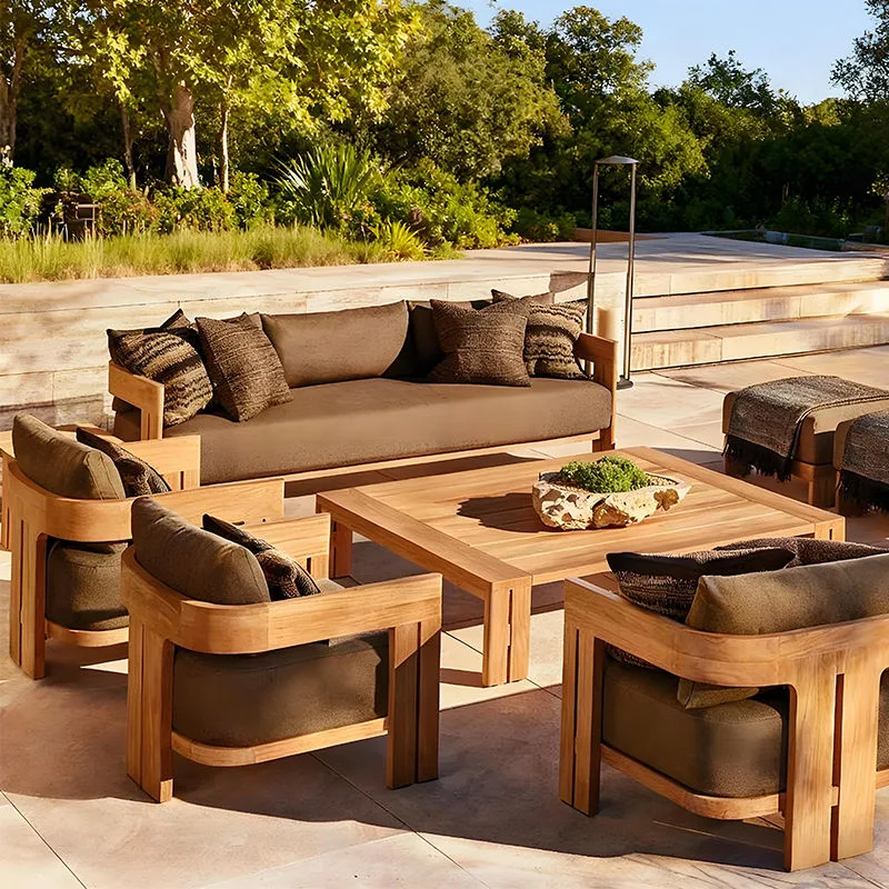 How to Clean Your Outdoor Dining Set (Step-by-Step) 3 teak wood grain close-up